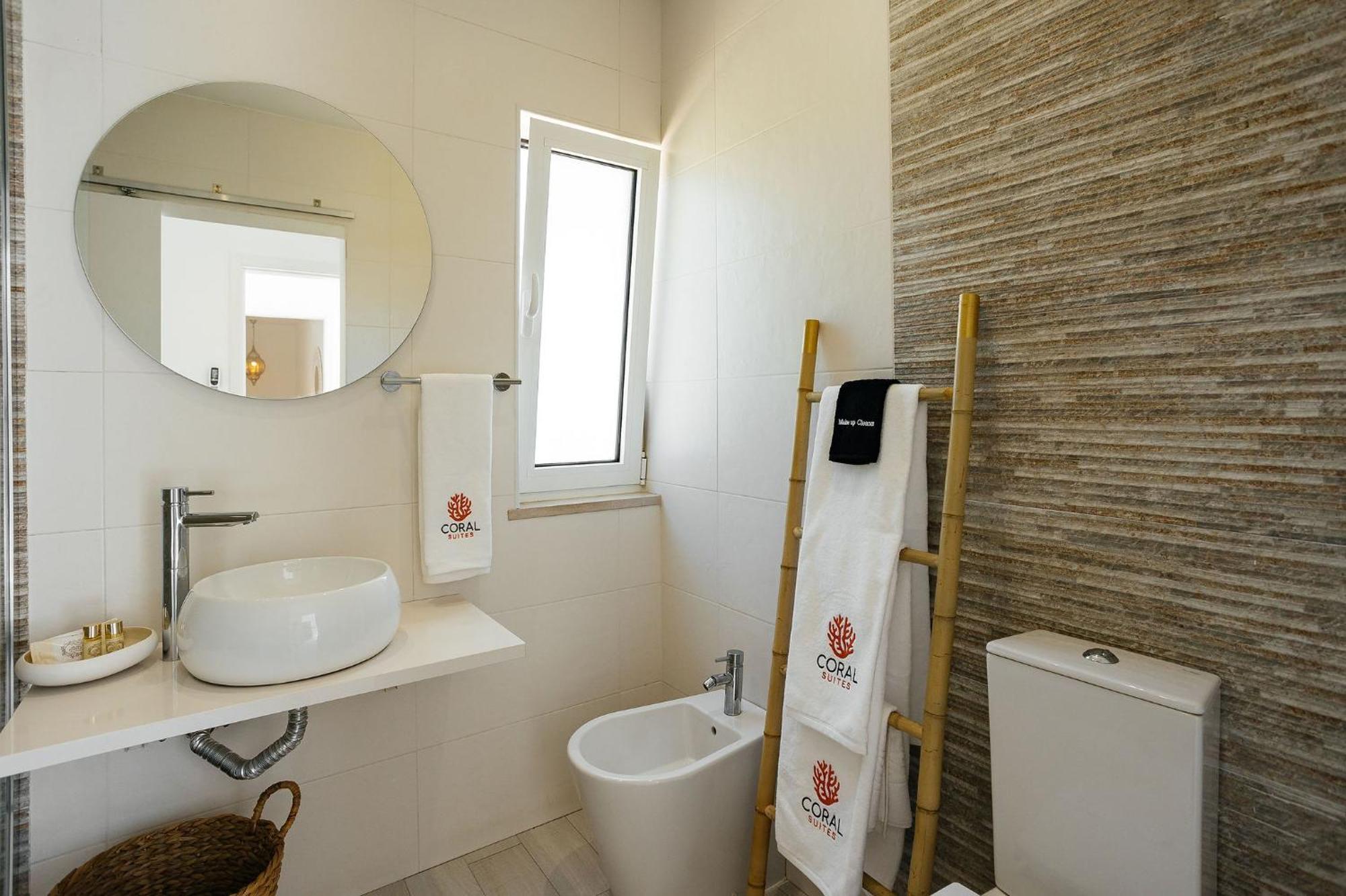 Coral Boutique Suites アルブフェイラ エクステリア 写真